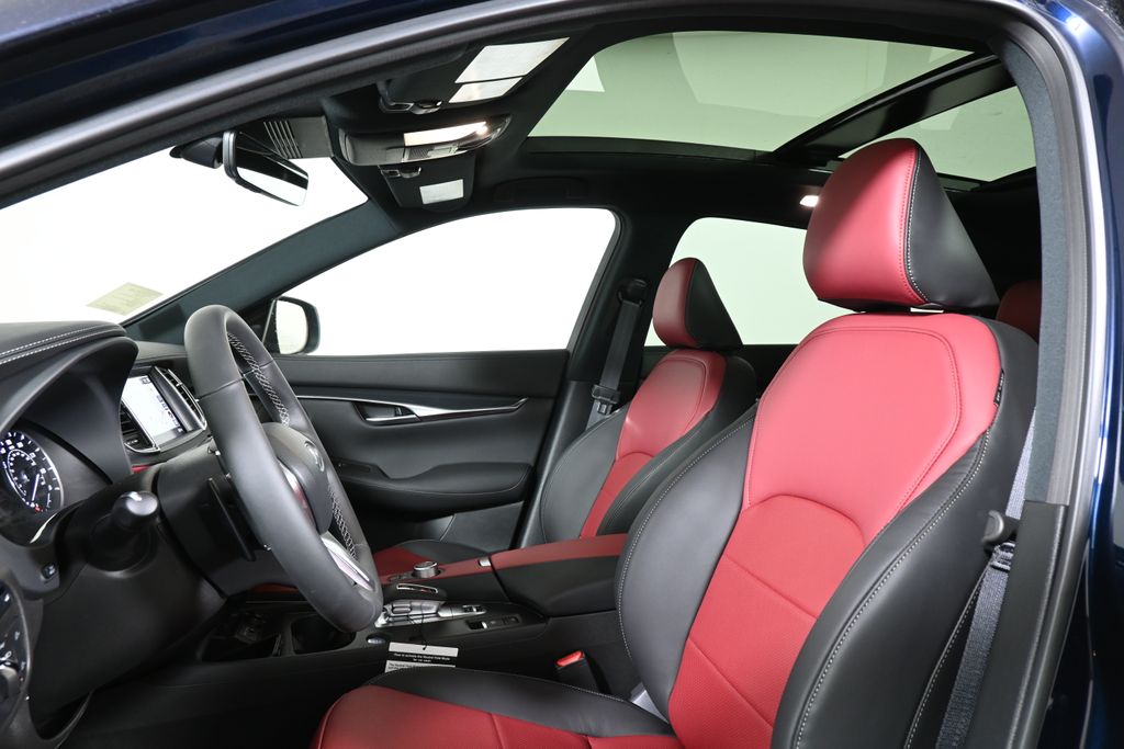 2025 INFINITI QX50 Sport 13