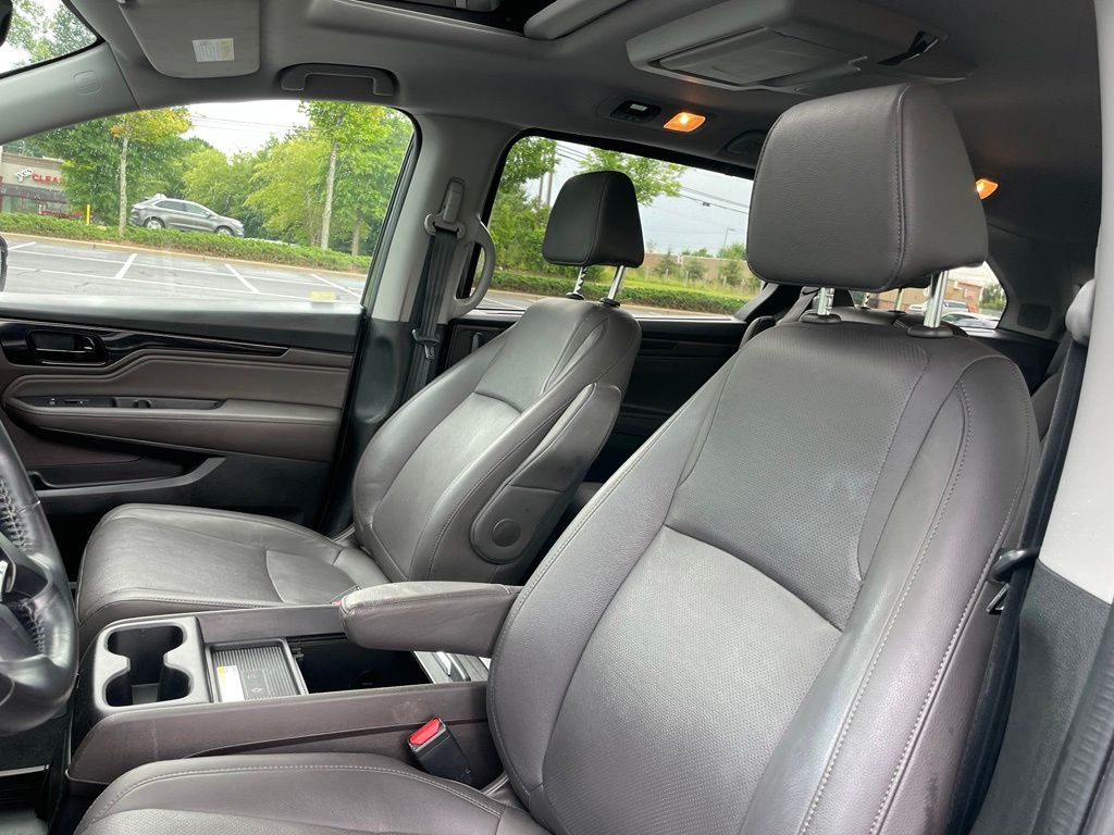 Thumbnail: 2019 Honda Odyssey - 25