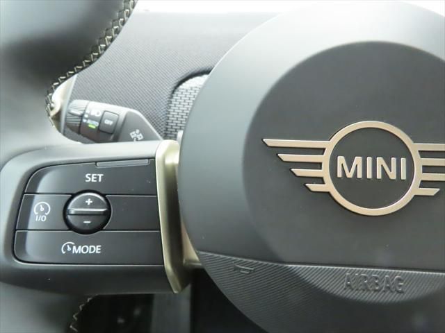 Thumbnail: 2026 MINI Cooper Countryman - 11