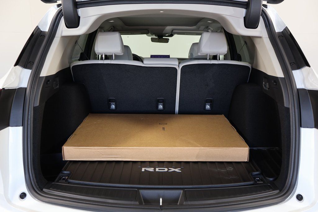 Thumbnail: 2025 Acura RDX - 8