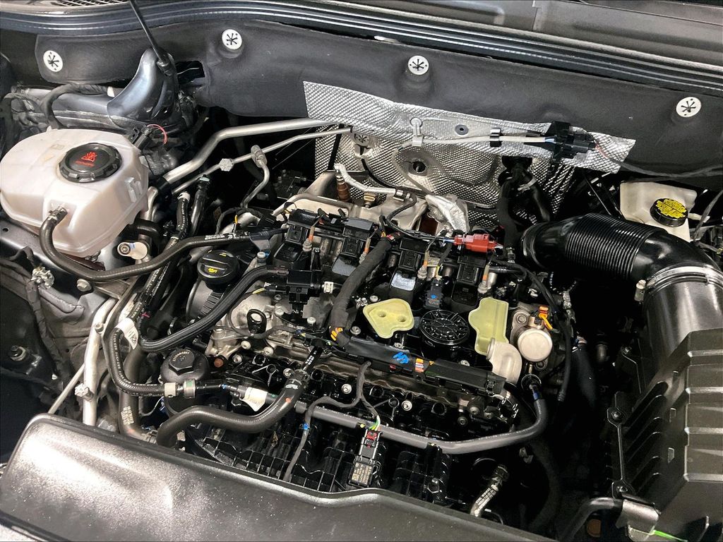2024 Volkswagen Atlas — photo 35
