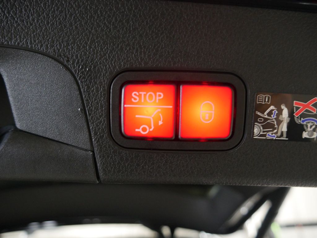 Thumbnail: 2026 Mercedes-Benz GLE - 27