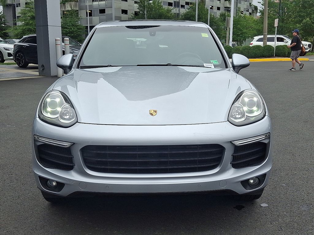 Thumbnail: 2015 Porsche Cayenne - 2