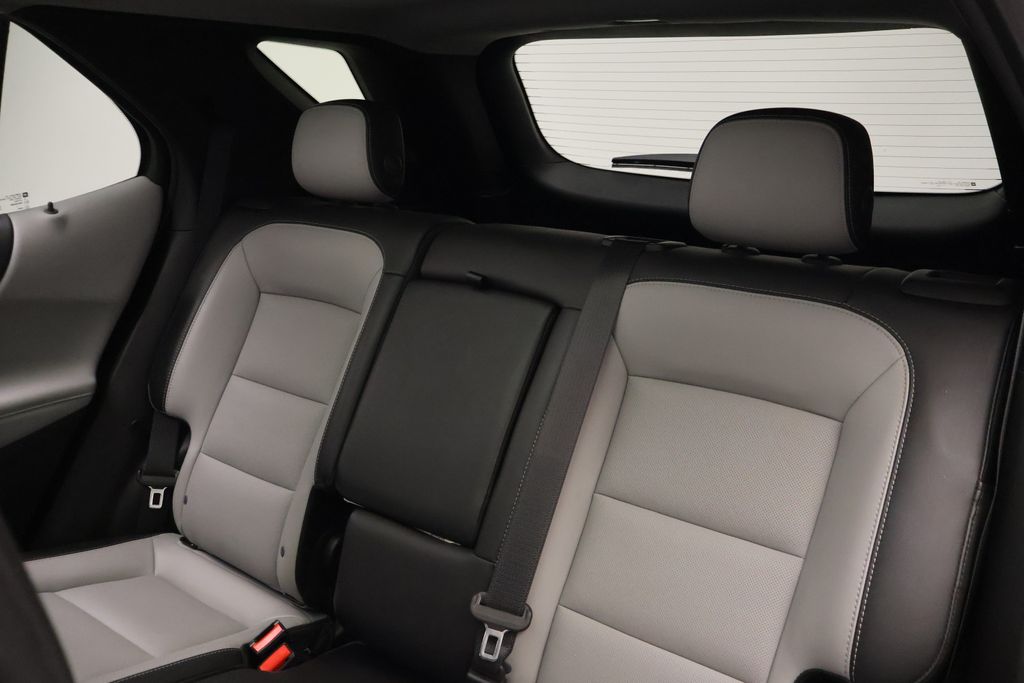 Thumbnail: 2020 Chevrolet Equinox - 18