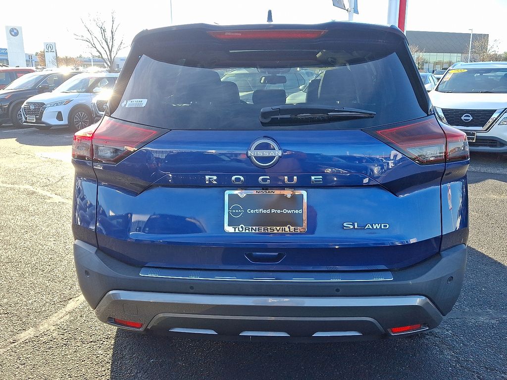 Thumbnail: 2022 Nissan Rogue - 5