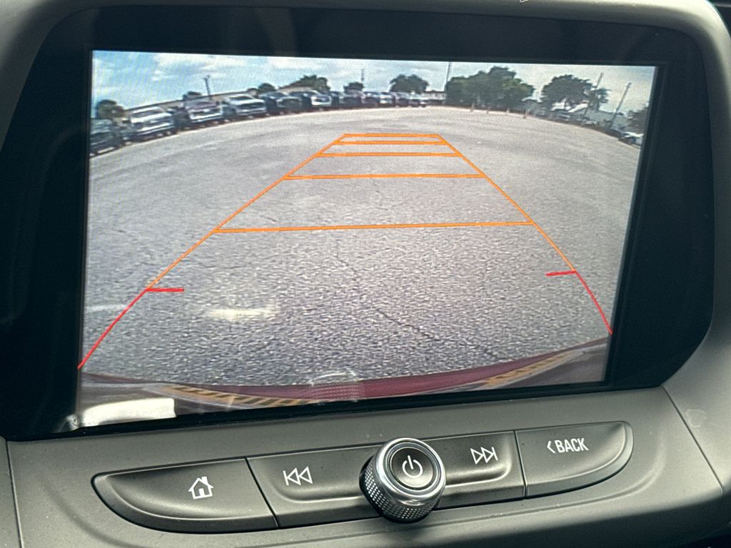 Used 2016 Red Chevrolet SS image 22