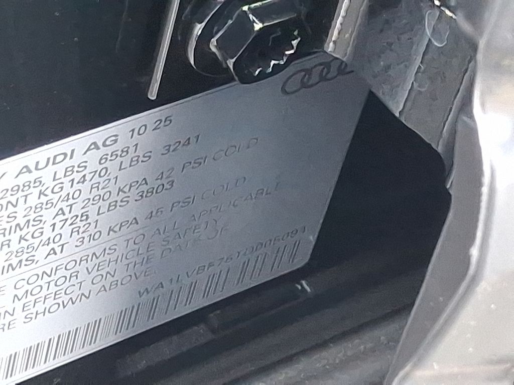 Thumbnail: 2026 Audi Q7 - 20