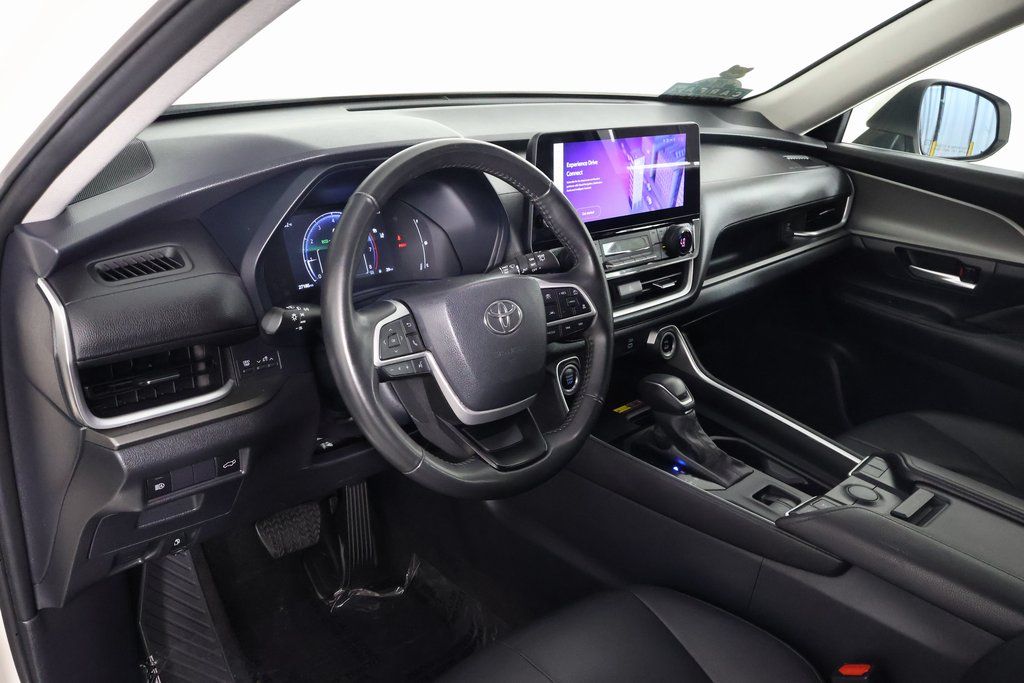 Thumbnail: 2024 Toyota Grand Highlander - 7