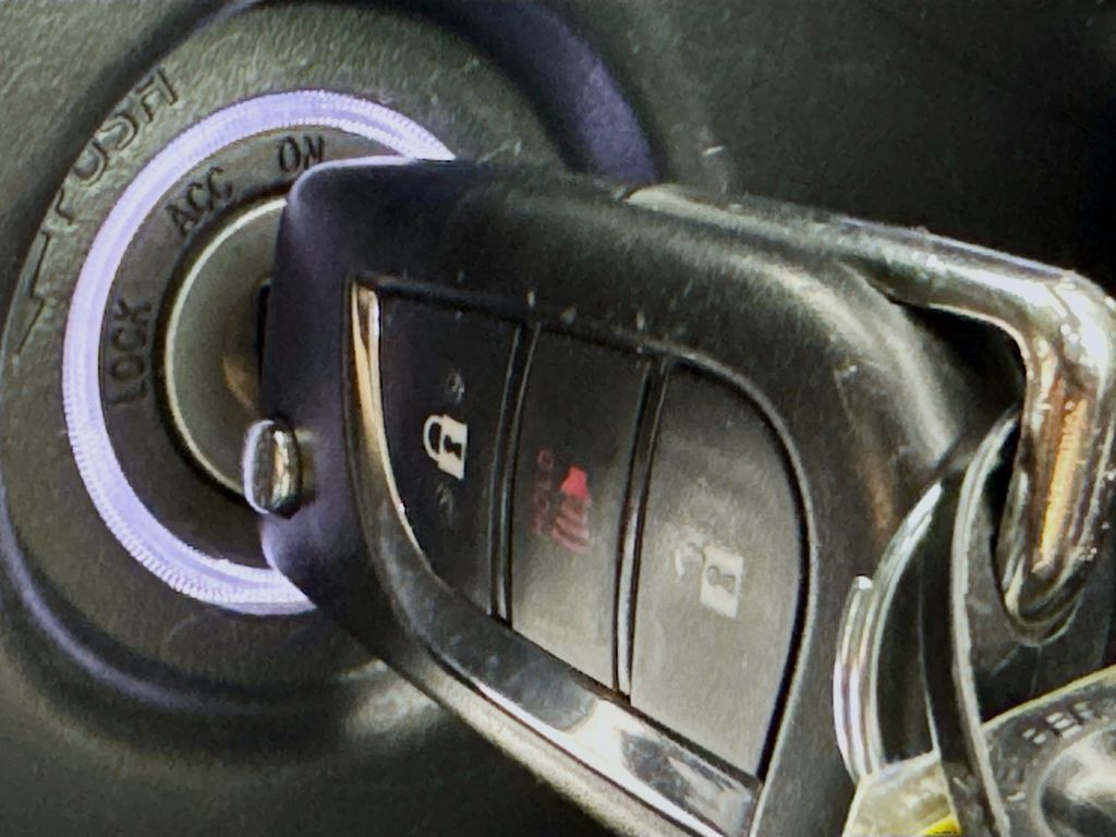 Used Car 2022 Toyota Rav4  Le For Sale Under $25,000 In Austin, Texas