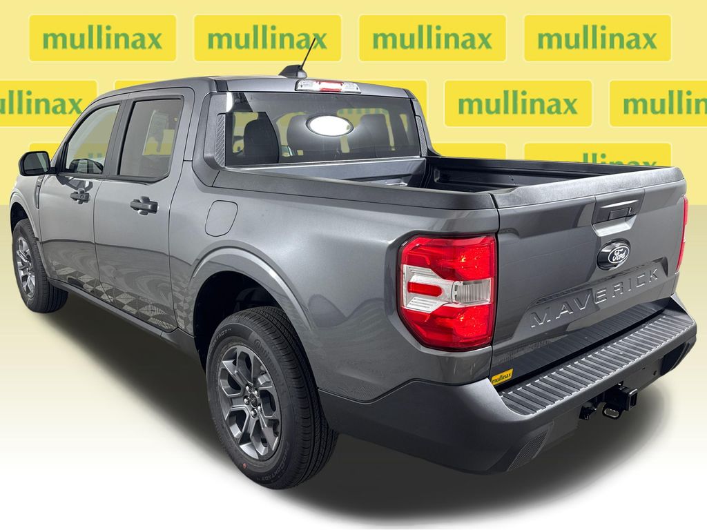 New 2026 Gray Ford XLT image 4