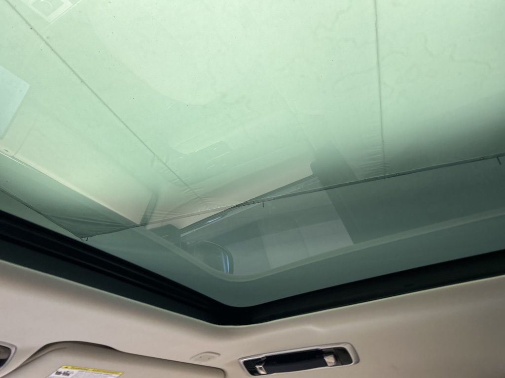 Thumbnail: 2023 Land Rover Range Rover - 27