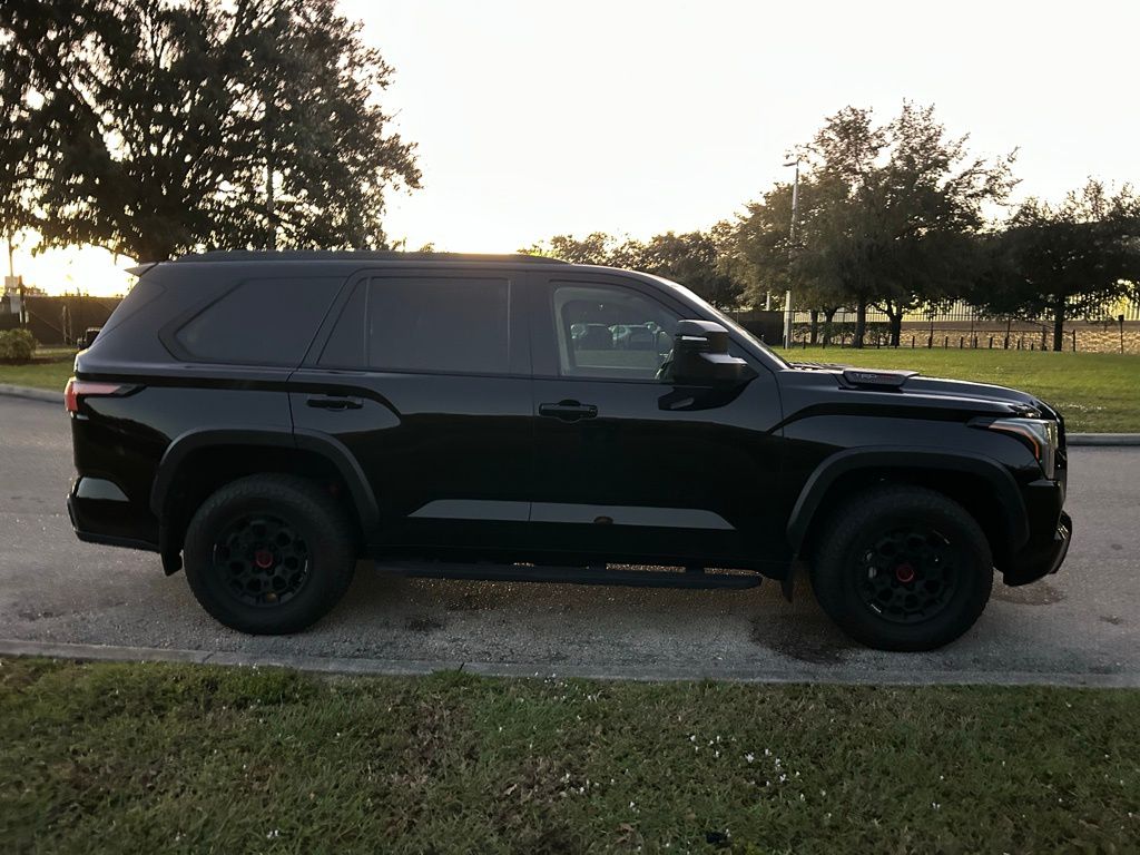 Thumbnail: 2023 Toyota Sequoia - 6