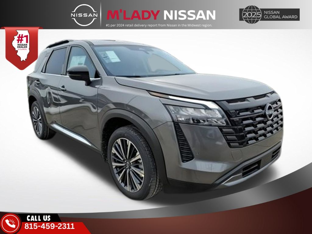 2026 Nissan Pathfinder Platinum 4WD's photo