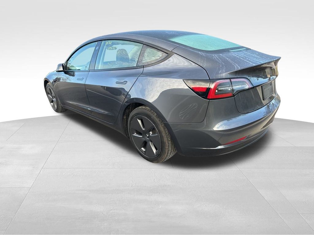 2023 Tesla Model 3 Base 5