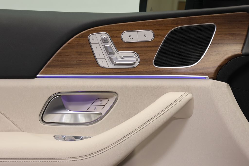 Thumbnail: 2026 Mercedes-Benz GLE - 32