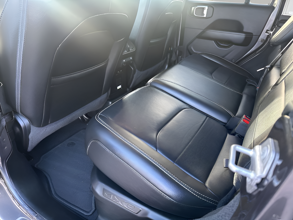 Used Car 2021 Jeep Wrangler  For Sale Under $35,000 In Austin, Texas