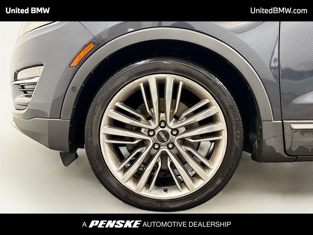 Thumbnail: 2015 Lincoln MKC - 2