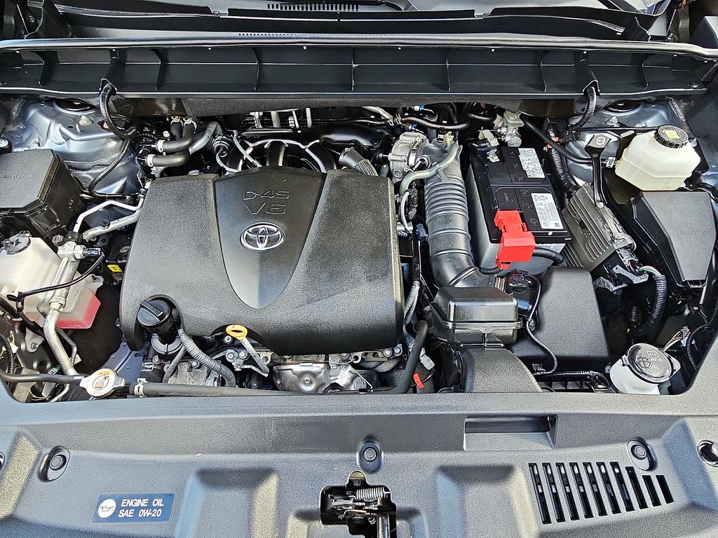 Thumbnail: 2020 Toyota Highlander - 30