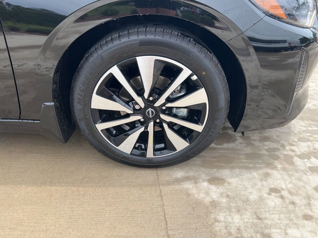 2025 Super Black Nissan Sentra SV FWD Sedan