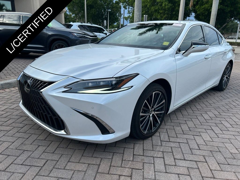 Certified Used 2024 White Lexus 300h image 8