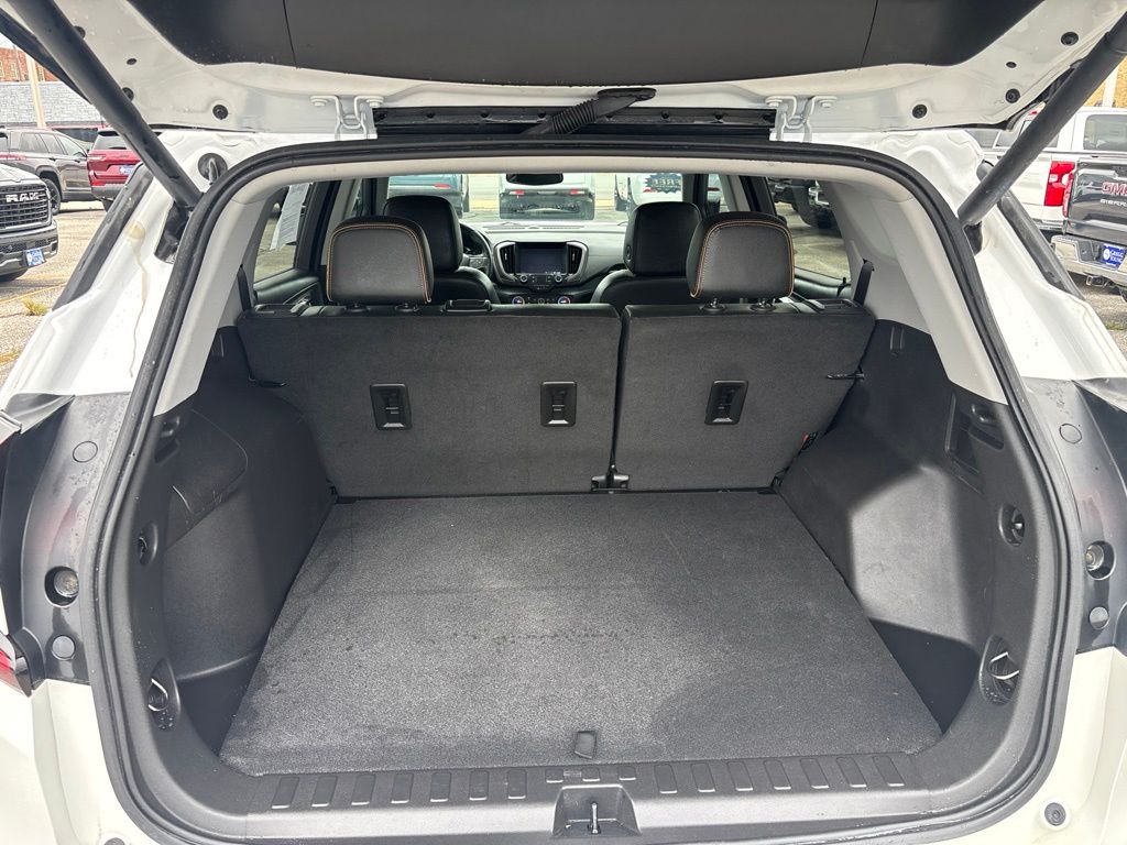 Used 2023 GMC Terrain SUV