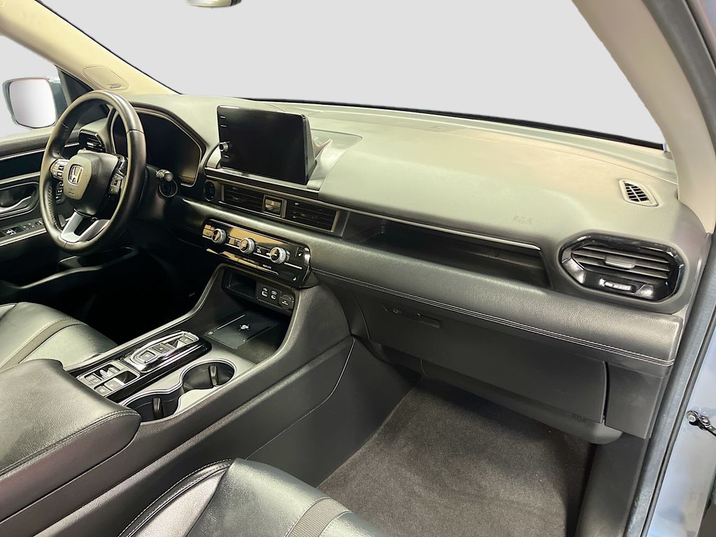 Used 2025 Gray Honda Touring image 32