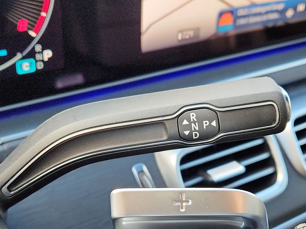 Thumbnail: 2026 Mercedes-Benz GLE - 10