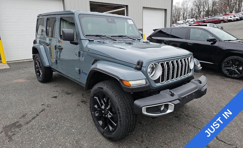 Anvil Clear Coat 2025 Jeep Wrangler 4xe Sahara 4WD SUV / Crossover Four-Wheel Drive 8-Speed Automatic
