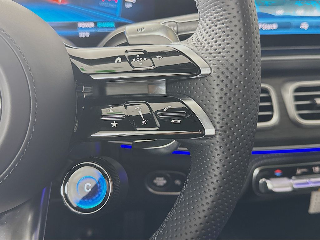 Thumbnail: 2026 Mercedes-Benz GLE - 13