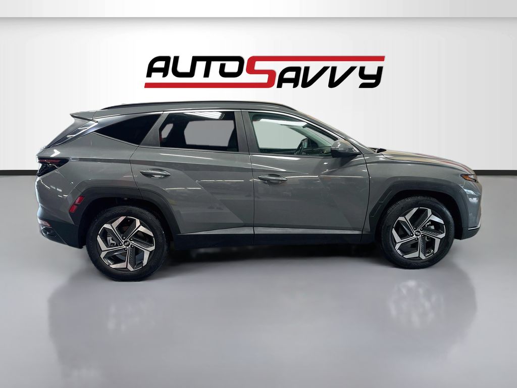 Used 2024 Hampton Gray Hyundai SEL image 8
