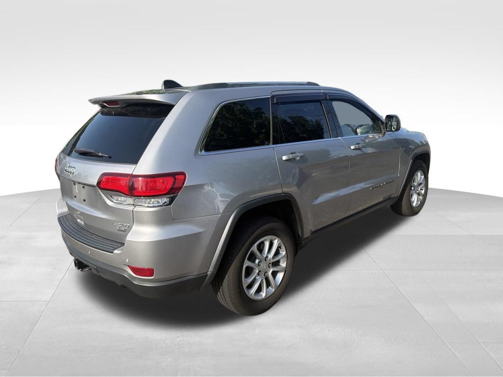 Used 2021 Silver Jeep Laredo X image 8