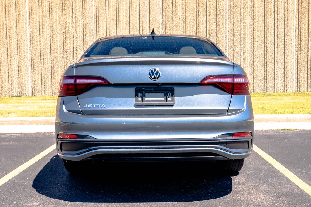 Used 2024 Volkswagen Jetta Sedan
