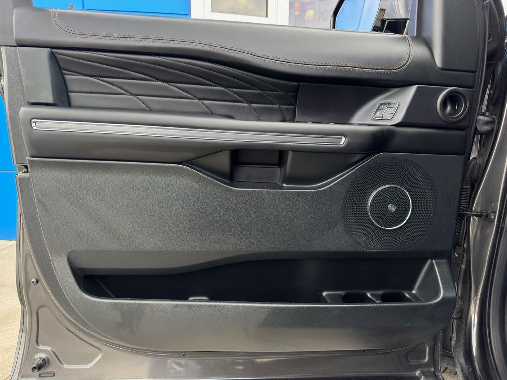 car-gallery-26