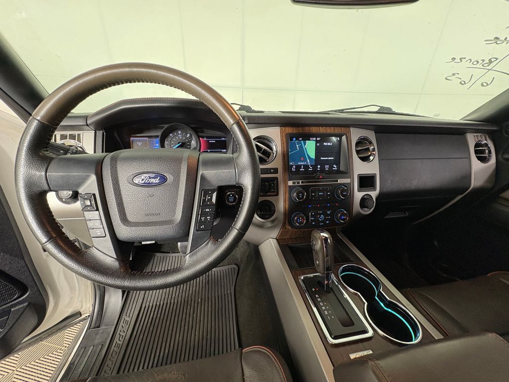 Used 2016 White Ford King Ranch image 8