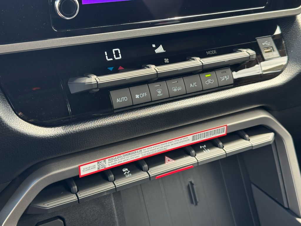 2026 Toyota Tundra SR5 CrewMax photo 23