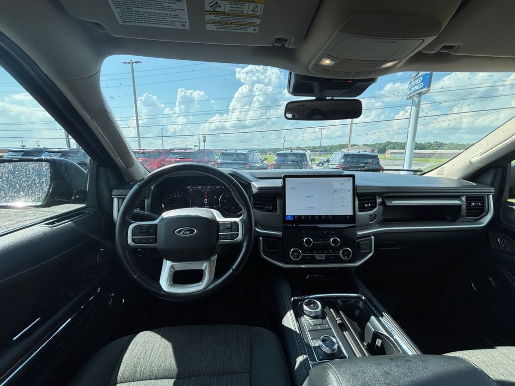 2022 Ford Expedition XLT Green at Grove City Ford