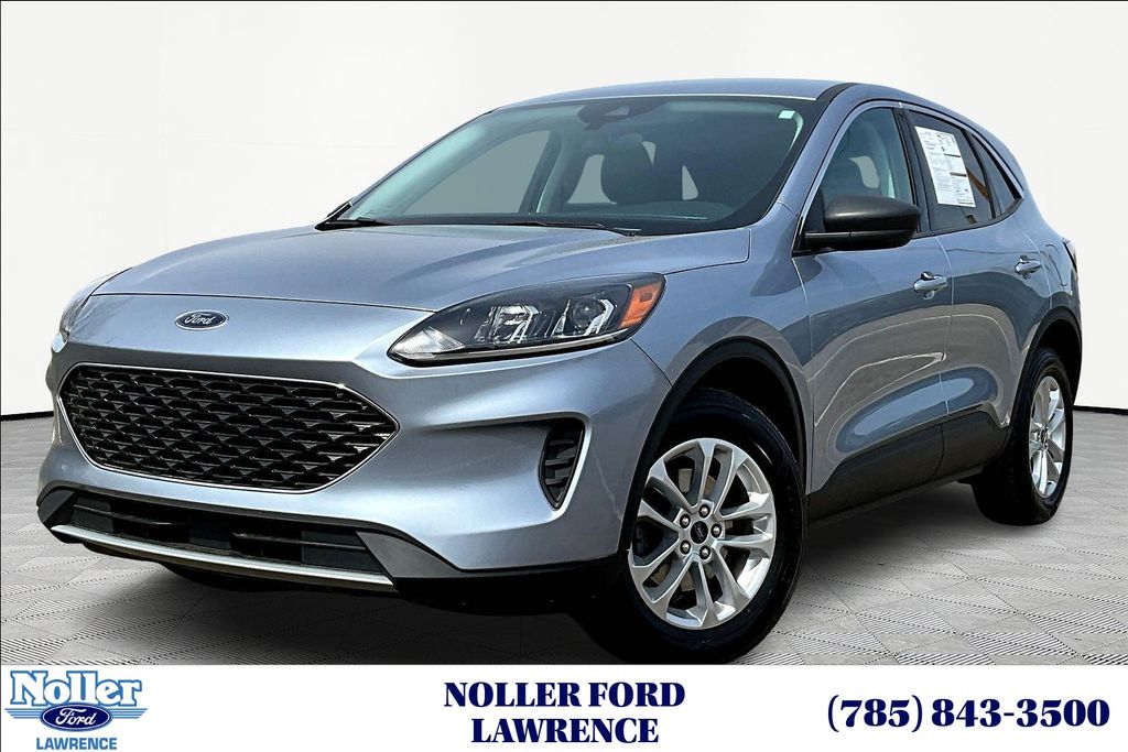 Iced Blue Silver Metallic 2022 Ford Escape SE AWD SUV / Crossover All-Wheel Drive 8-Speed Automatic