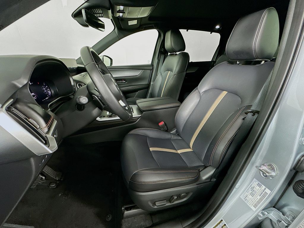 Thumbnail: 2025 Mazda CX-90 - 21