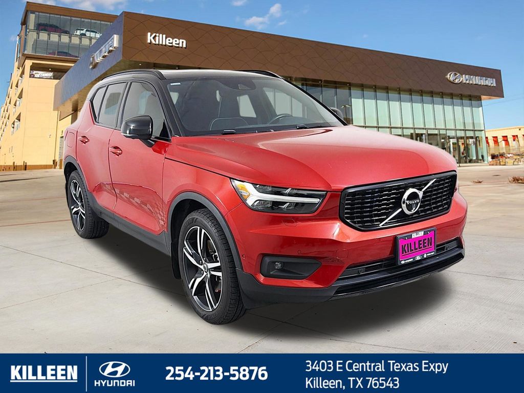 Fusion Red Metallic 2019 Volvo XC40 T5 R-Design AWD SUV / Crossover All-Wheel Drive Automatic