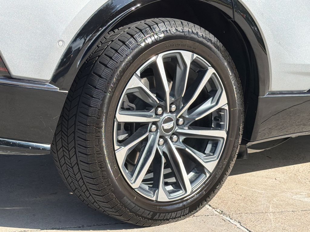 Used 2024 Cadillac LYRIQ SUV
