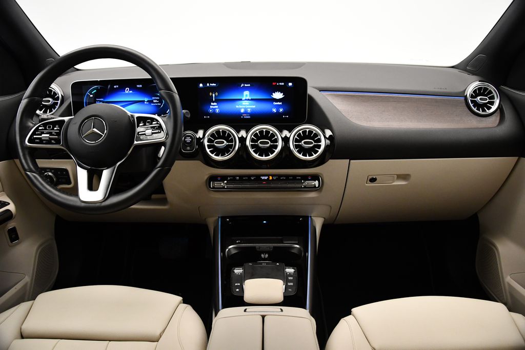 2021 Mercedes-Benz GLA 250 4MATIC 18