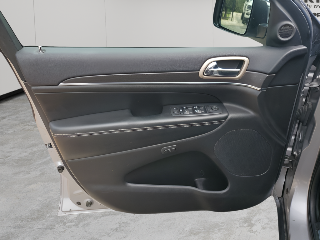 Used Car 2017 Jeep Grand Cherokee  Limited For Sale Under $20,000 In Austin, Texas