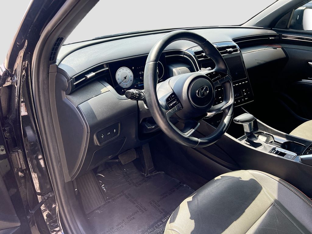 Used 2023 Black Hyundai Limited image 9
