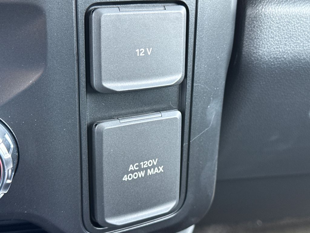 New 2026 White Ford Lariat image 40