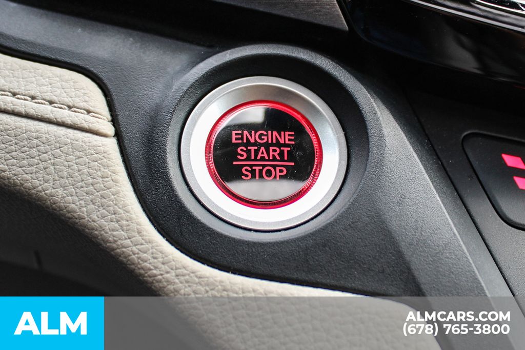 Used 2025 Blue Honda EX-L image 31