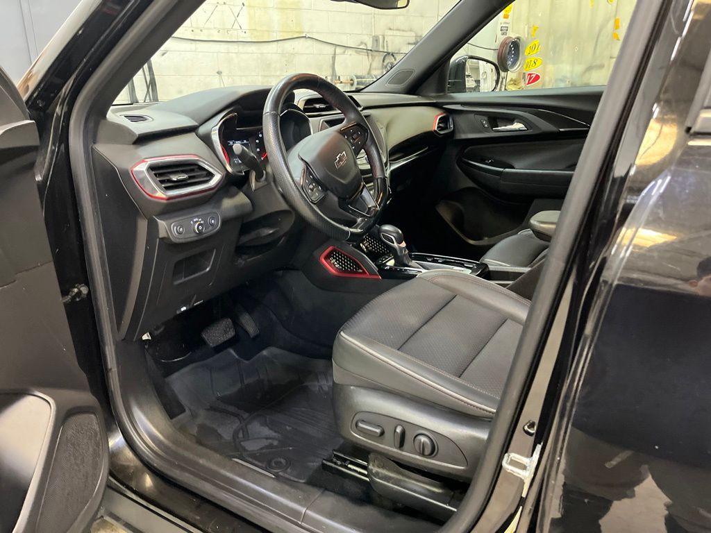 Used 2022 Black Chevrolet RS image 11