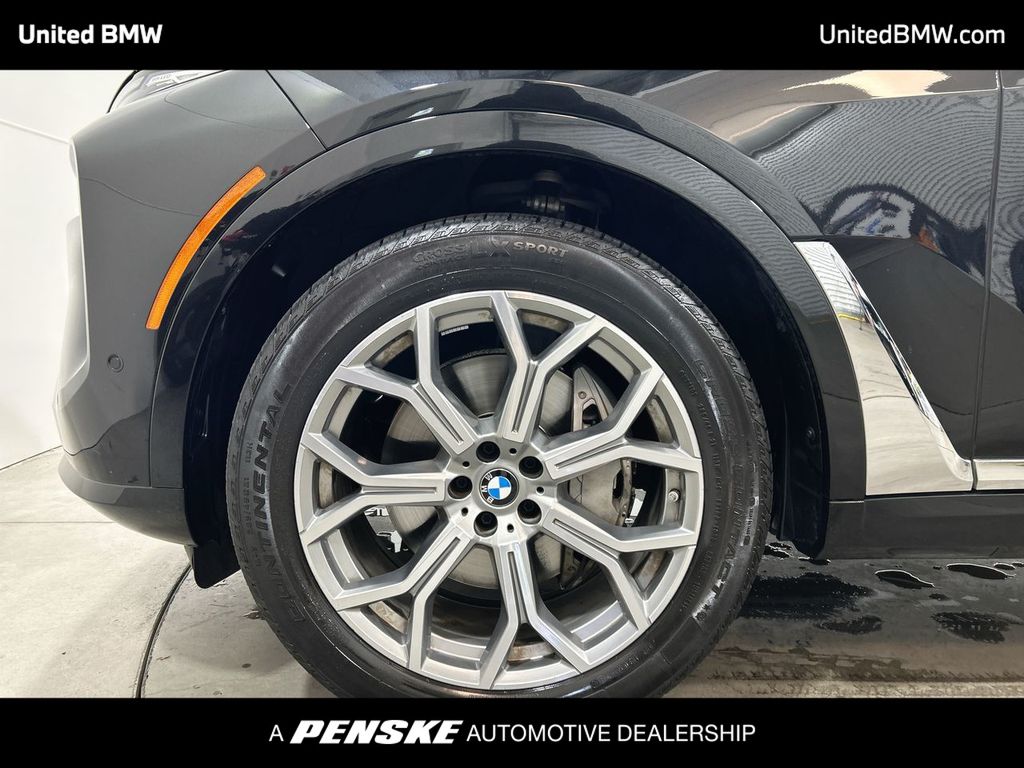 Thumbnail: 2025 BMW X7 - 10