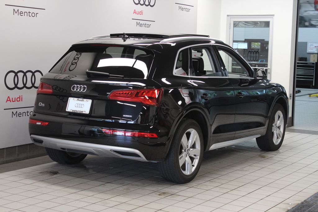 Thumbnail: 2019 Audi Q5 - 6
