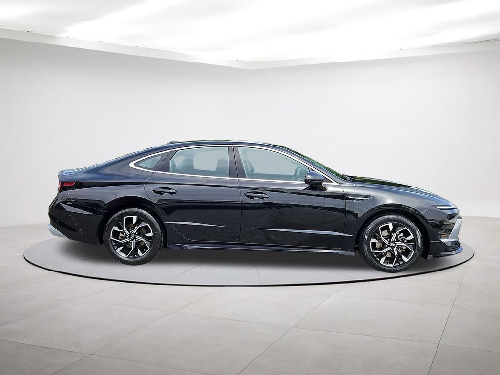 2024 Hyundai Sonata SEL - 7