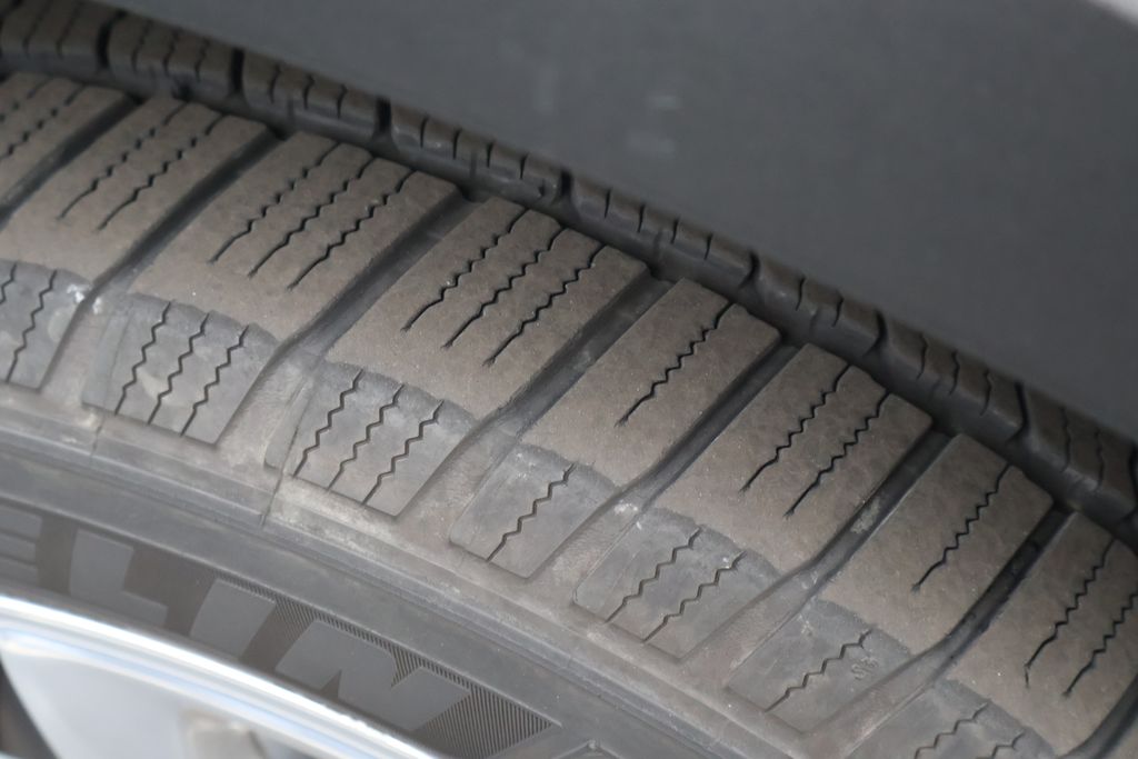 Thumbnail: 2019 Ford Explorer - 6